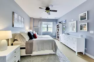 3028 W Roscoe St, Chicago, IL 60618 - Photo 18