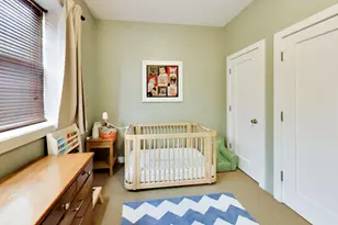 3028 W Roscoe St, Chicago, IL 60618 - Photo 24