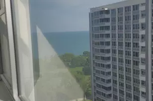 4250 N Marine Dr, Chicago, IL 60613 - Photo 10