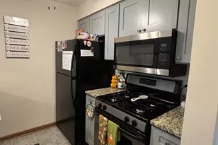 7900 164th Ct, Tinley Park, IL 60477 - Photo 8