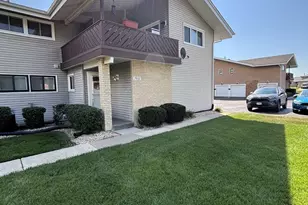7900 164th Ct, Tinley Park, IL 60477 - Photo 2