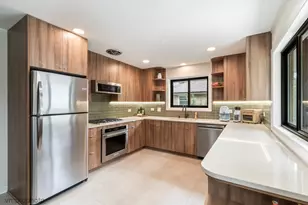 335 S Slusser St, Grayslake, IL 60030 - Photo 10