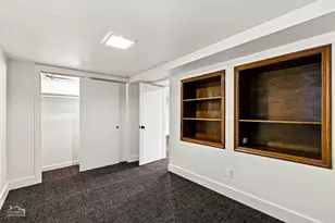 560 W Arlington Pl, Chicago, IL 60614 - Photo 10