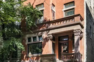 560 W Arlington Pl, Chicago, IL 60614 - Photo 2
