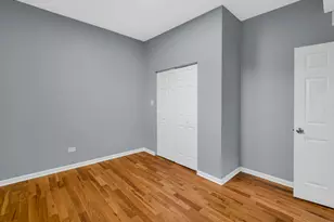 2610 W 38th St, Chicago, IL 60632 - Photo 10