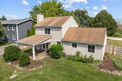 1102 Amberwood Drive, Crystal Lake, IL 60014 - Photo 2
