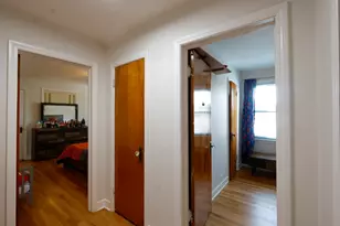 6017 N Bernard St, Chicago, IL 60659 - Photo 10