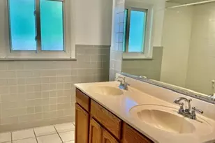 531 Pinecrest Ln, Wilmette, IL 60091 - Photo 10