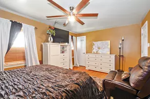 7234 S Albany Ave, Chicago, IL 60629 - Photo 12