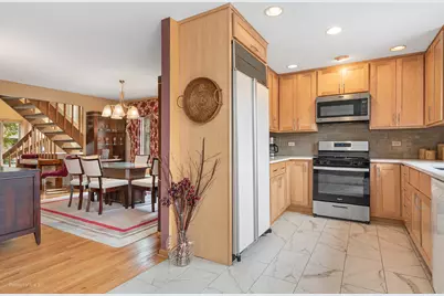 31 Lucas Drive, Palos Hills, IL 60465 - Photo 8