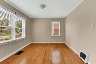 12755 S Parnell St, Chicago, IL 60628 - Photo 6