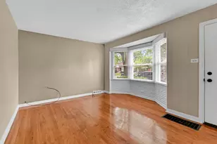 12755 S Parnell St, Chicago, IL 60628 - Photo 4