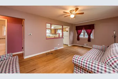 2314 Gideon Avenue, Zion, IL 60099 - Photo 2