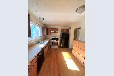 1955 Zeppelin Drive, Hanover Park, IL 60133 - Photo 8