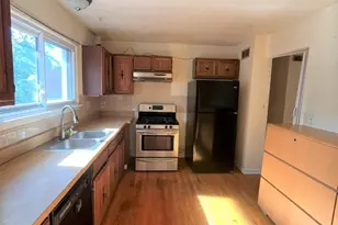1955 Zeppelin Dr, Hanover Park, IL 60133 - Photo 8
