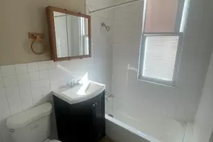 7927 S Parnell Ave, Chicago, IL 60620 - Photo 16