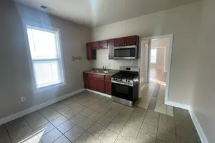 7927 S Parnell Ave, Chicago, IL 60620 - Photo 2