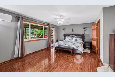 2202 Lake Shore Drive, Lindenhurst, IL 60046 - Photo 14