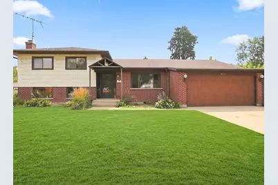 935 Anderson Terrace, Des Plaines, IL 60016 - Photo 1