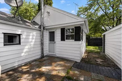 3226 8th Street, Rockford, IL 61109 - Photo 2