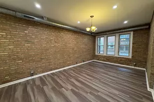 1649 W Pratt Blvd, Chicago, IL 60626 - Photo 2