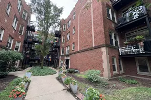 1649 W Pratt Blvd, Chicago, IL 60626 - Photo 1