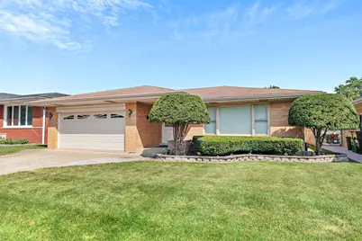 2831 Kensington Avenue, Westchester, IL 60154 - Photo 2