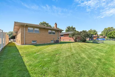 2831 Kensington Avenue, Westchester, IL 60154 - Photo 26