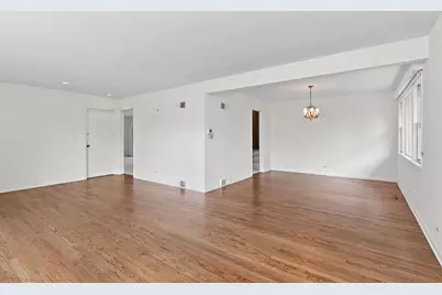 2831 Kensington Avenue, Westchester, IL 60154 - Photo 6