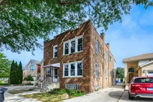 3310 W 114th St, Chicago, IL 60655 - Photo 2
