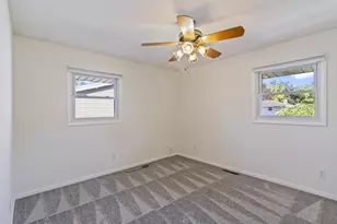 1401 Bird Ct, Normal, IL 61761 - Photo 12