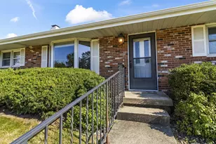 1401 Bird Ct, Normal, IL 61761 - Photo 2