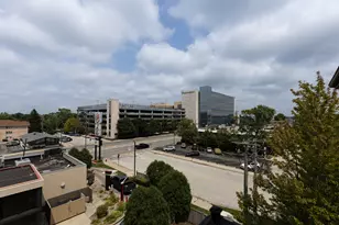 9510 S Kolmar Ave, Oak Lawn, IL 60453 - Photo 18