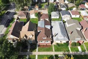 8352 S Phillips Ave, Chicago, IL 60617 - Photo 38