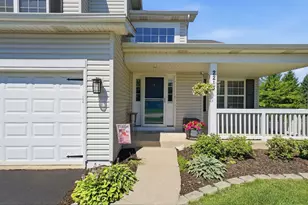 2213 Roaring Creek Dr, Aurora, IL 60503 - Photo 4
