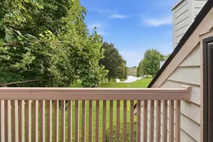 649 Beth Ct, Gurnee, IL 60031 - Photo 16
