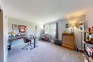 315 E Reseda Pkwy, Palatine, IL 60067 - Photo 22