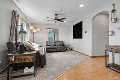 327 E John Street, Forrest, IL 61741 - Photo 20