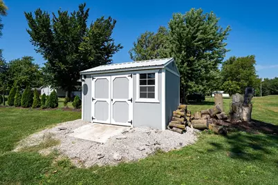 327 E John Street, Forrest, IL 61741 - Photo 26