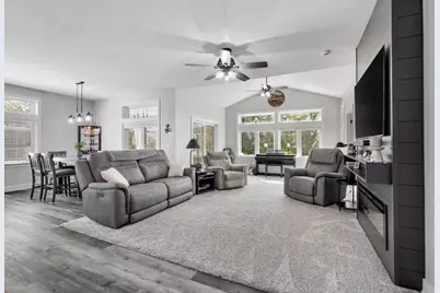 2 Briden Lane #2, Sycamore, IL 60178 - Photo 6
