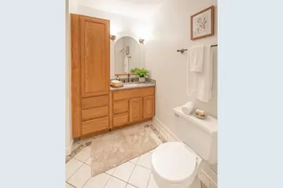 [Address not provided], Hoffman Estates, IL 60169 - Photo 8