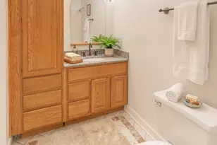 1475 Rebecca Dr, Hoffman Estates, IL 60169 - Photo 8