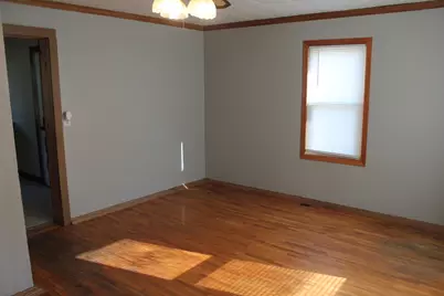 306 N Holmes Street, Cambridge, IL 61238 - Photo 10