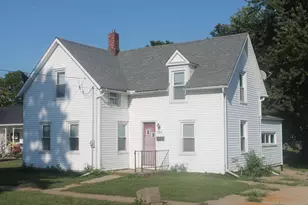 306 N Holmes St, Cambridge, IL 61238 - Photo 4