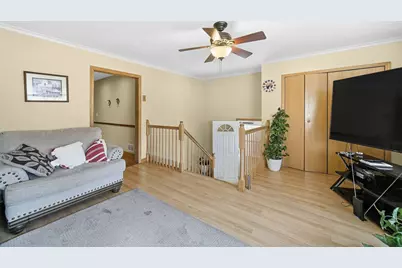 2642 N 72nd Court, Elmwood Park, IL 60707 - Photo 10