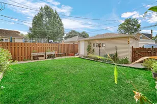 2642 N 72nd Ct, Elmwood Park, IL 60707 - Photo 20