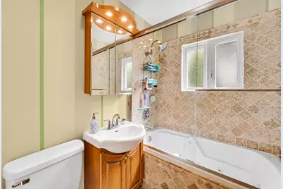 2642 N 72nd Court, Elmwood Park, IL 60707 - Photo 6