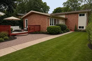 274 W Pleasant Hill Blvd, Palatine, IL 60067 - Photo 14