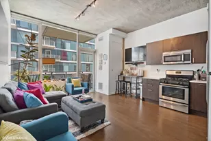1345 S Wabash Ave, Chicago, IL 60605 - Photo 2