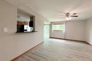 229 Juniper Dr, Bolingbrook, IL 60440 - Photo 4